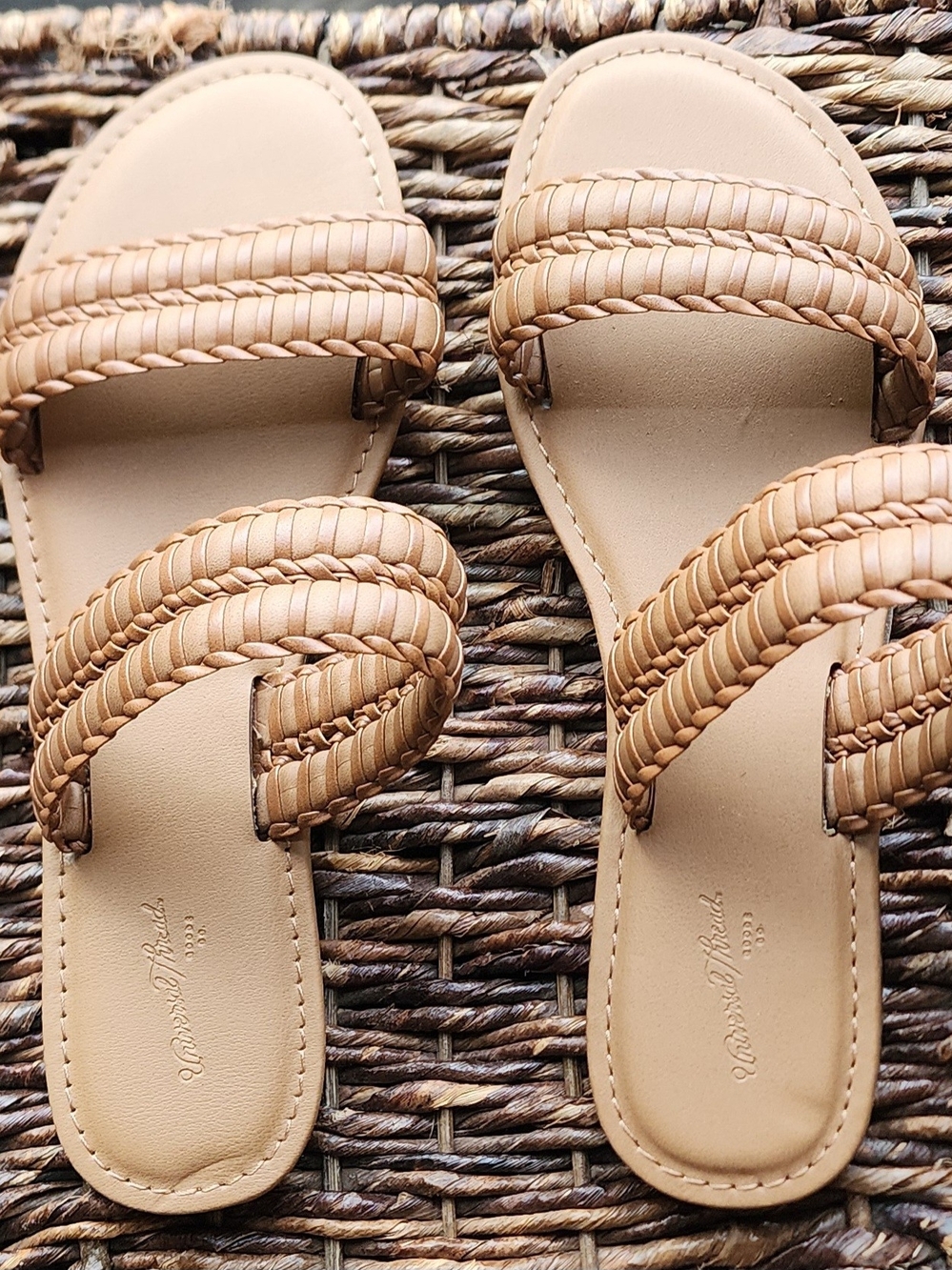 Universal Thread Target Tan Braided Double-Strap Slide Sandals NWOT